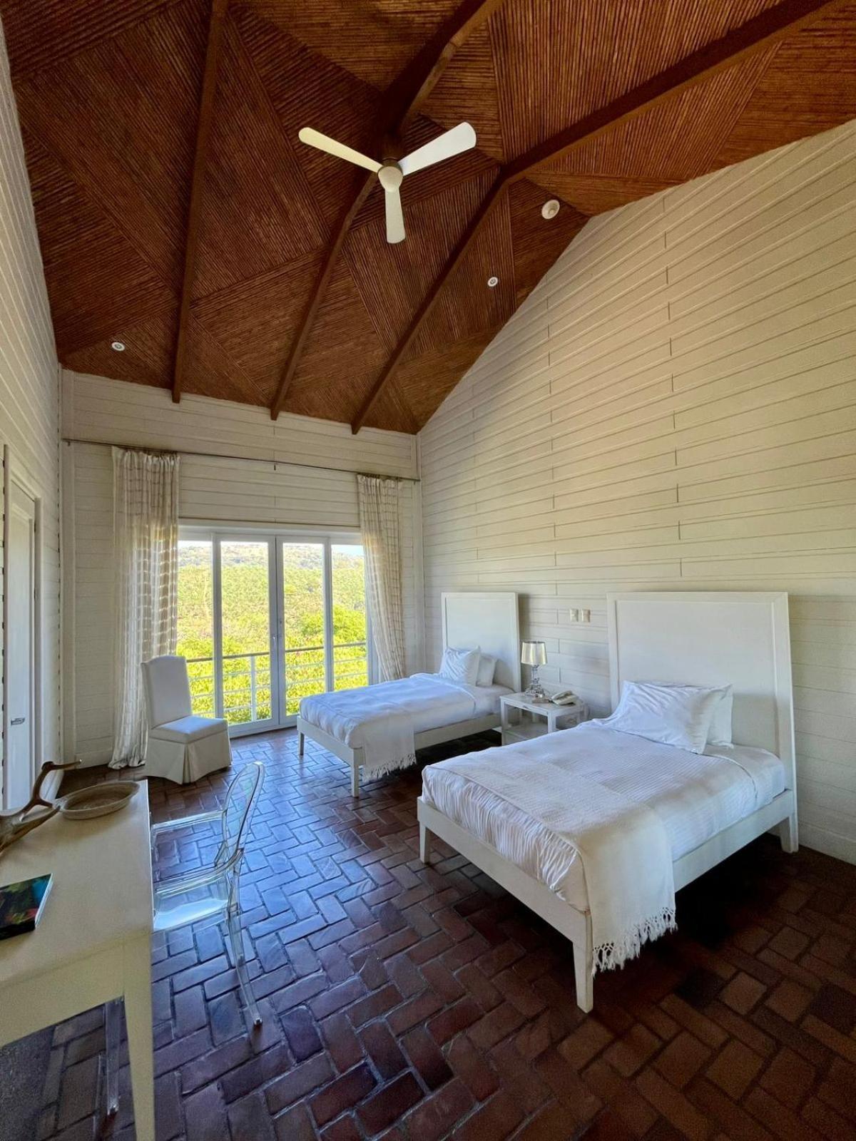 Hotel Asclepios Wellness & Healing Retreat Carrillos Exterior foto