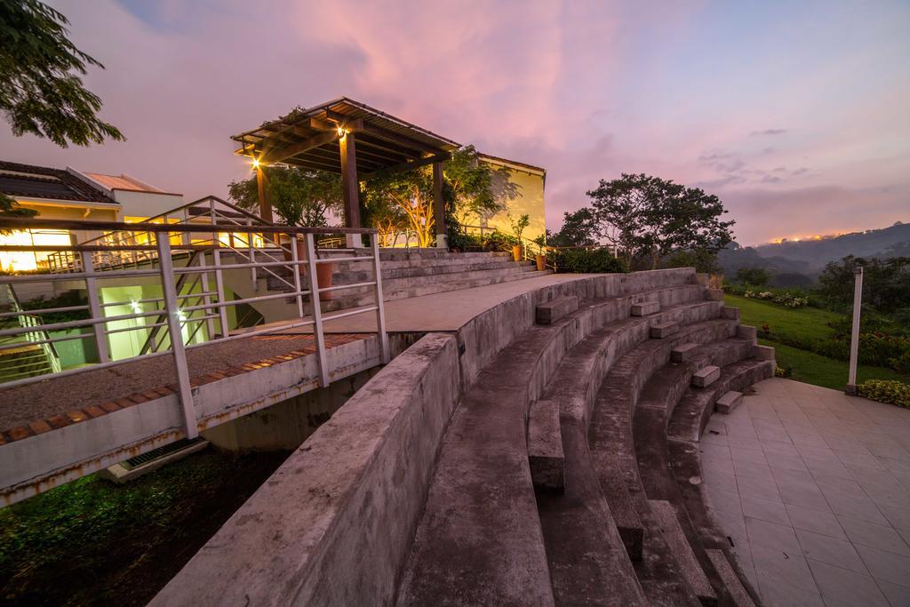 Hotel Asclepios Wellness & Healing Retreat Carrillos Exterior foto